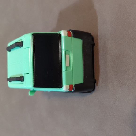 Disney Big Hero 6 The Series Squish To Fit Wasabi Car Baymax Turquoise Teal - Picture 4 of 11